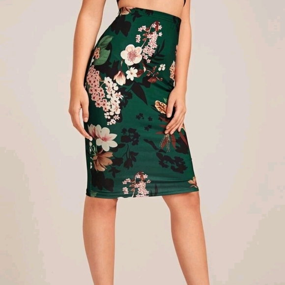 Floral Print Pencil Skirt - Picture 1 of 5